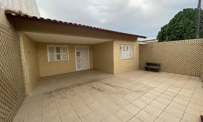 Ótima Casa 4 Quartos...