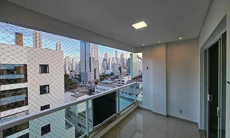 Exc Apt 02 Suites, A...