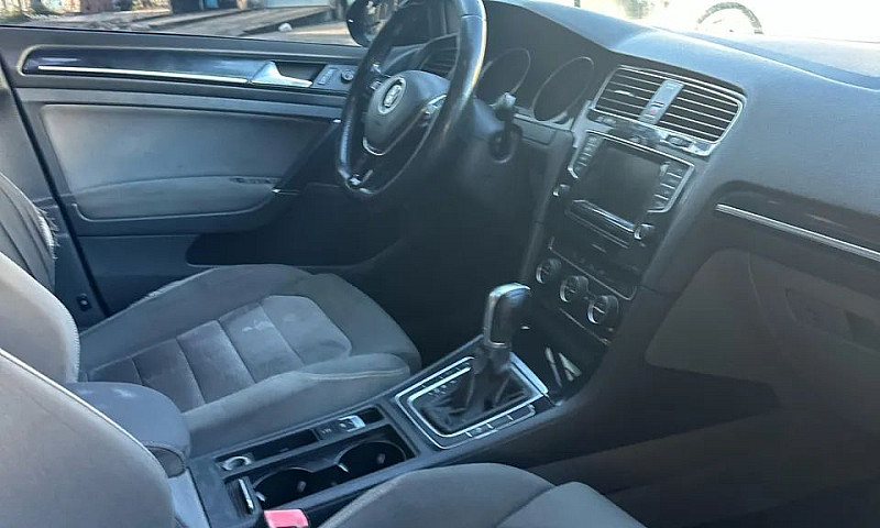 Volkswagen Golf High...