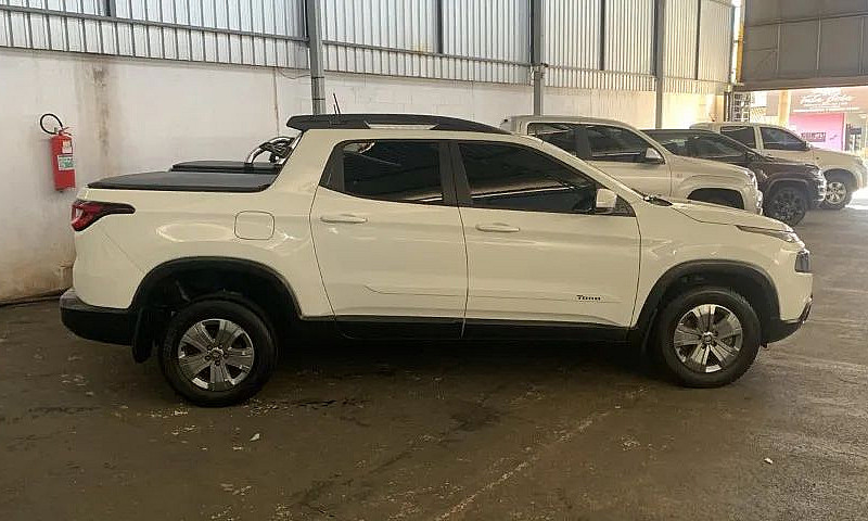 Fiat Toro Freedom 1....