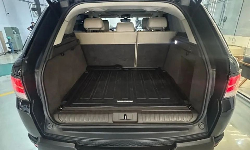 Land Rover Range Rov...