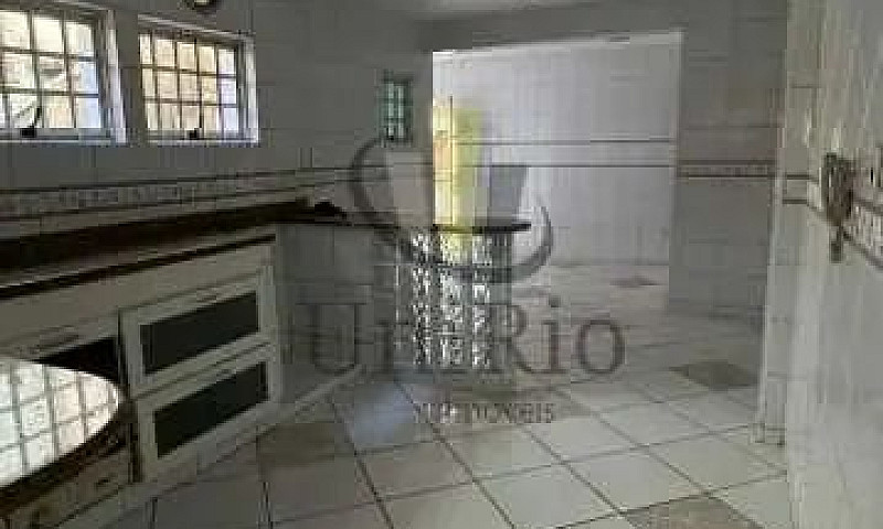 Casa Á Venda Em Cond...