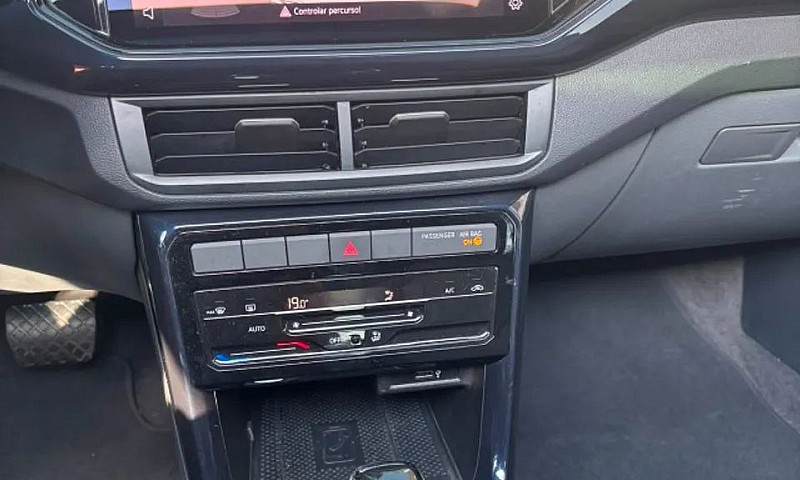 Volkswagen T-Cross C...