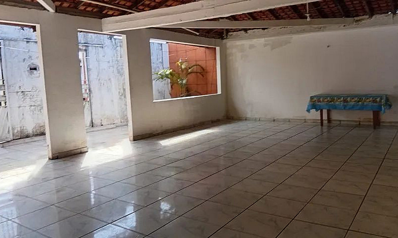 Casa De Três Quartos...