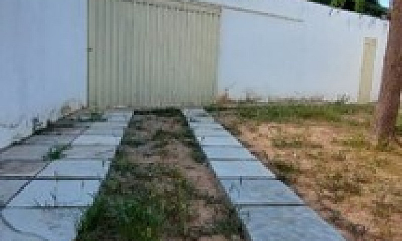 Casa Com 01 Suíte + ...