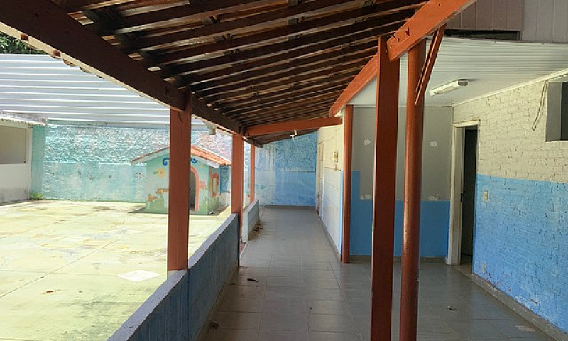 Casa Comercial...