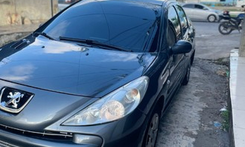 Peugeot 207 1.4 8V 2...
