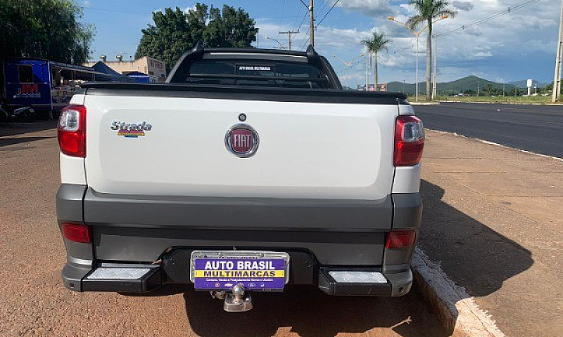 Fiat/Strada 1.4 Cs F...