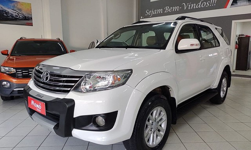 Hilux Sw4 Sr 4X2 2.7...