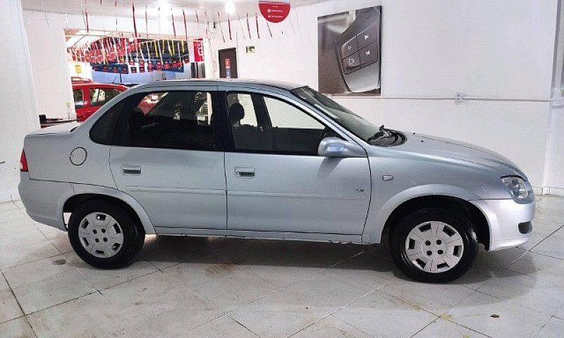 Chevrolet Corsa Prat...