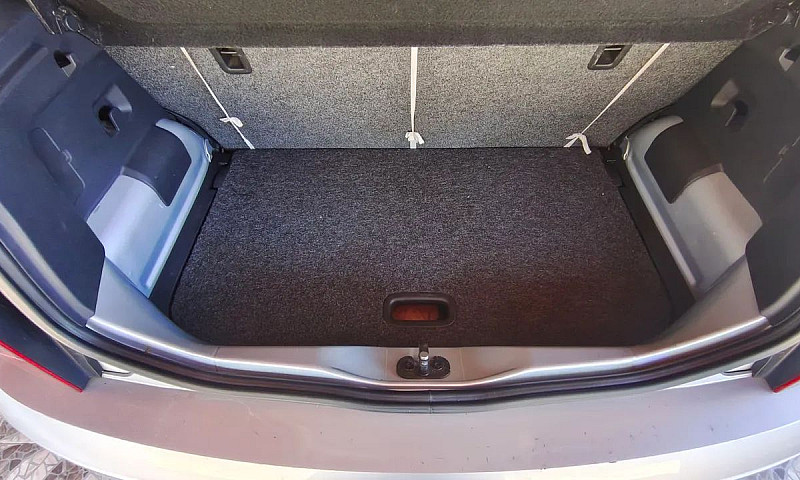 Volkswagen Up! High ...