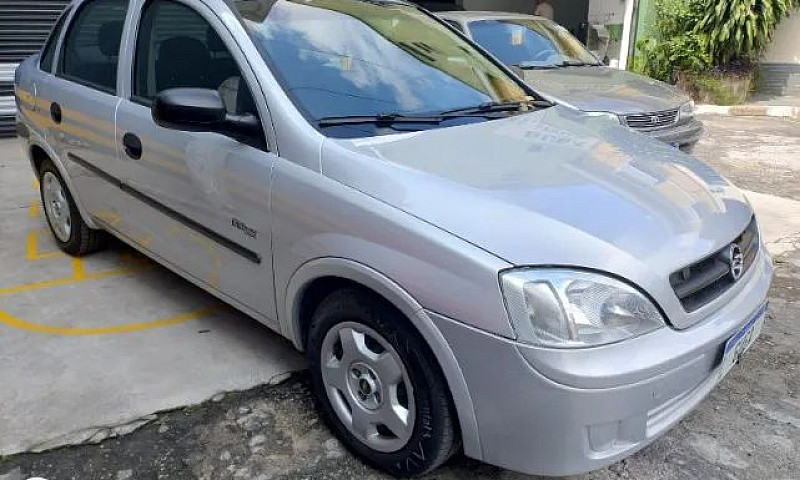 Chevrolet Corsa Sed....