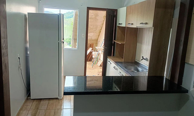 Alugo Kitnet Mobilia...