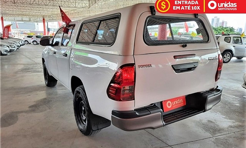 Toyota Hilux 2019 2....