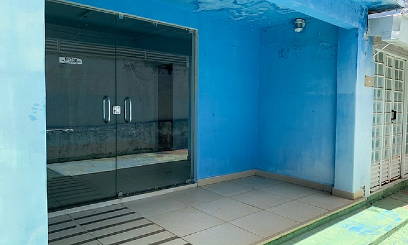 Casa Comercial...