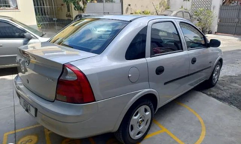 Chevrolet Corsa Sed....
