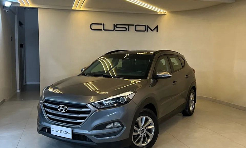 New Tucson Gls, Ano:...