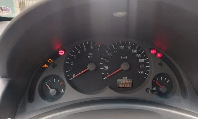 Chevrolet Corsa Sed....