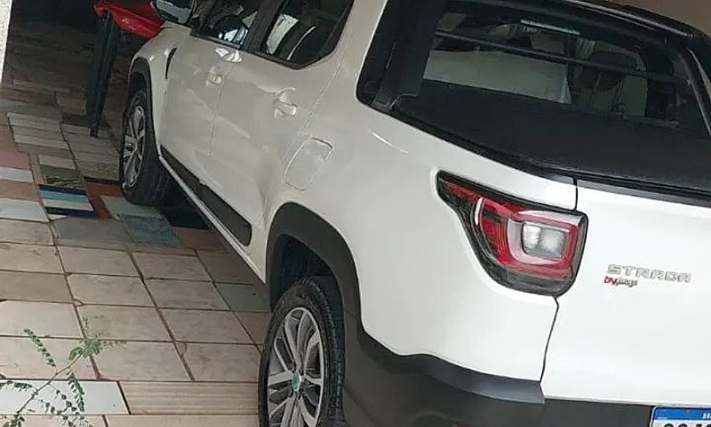 Fiat Strada Volcano ...