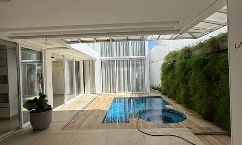Sobrado, 325 M², 3 Q...