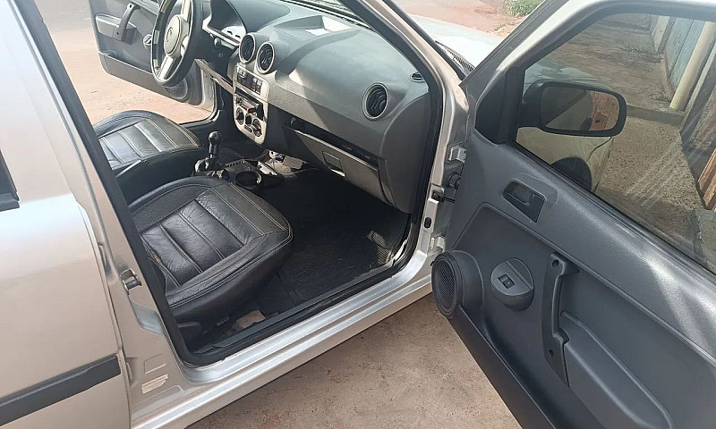 Volkswagen Parati 1....