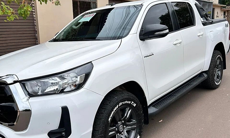 Toyota Hilux Cd Sr 4...