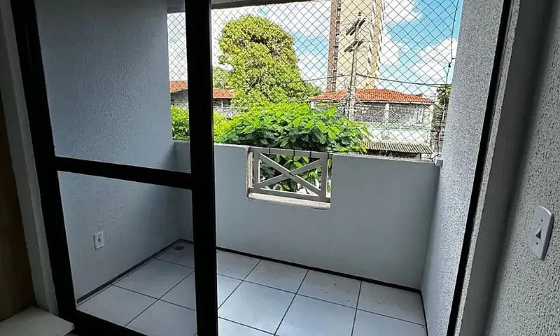 Condomínio Royal Vil...