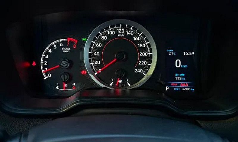 Toyota Corolla Cross...