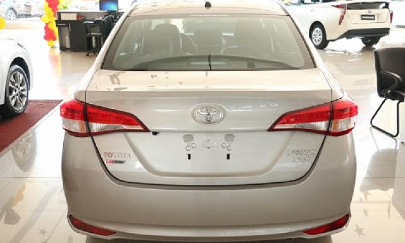 Toyota  Yaris 1.5 16...
