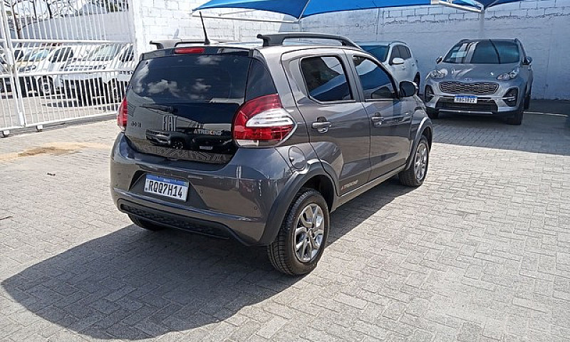 Fiat Mobi Trekking 1...