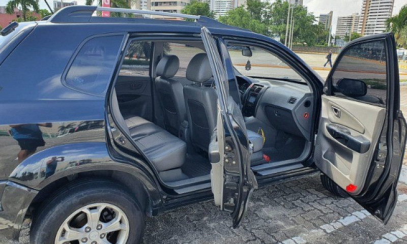 Tucson Hyundai Glsb ...