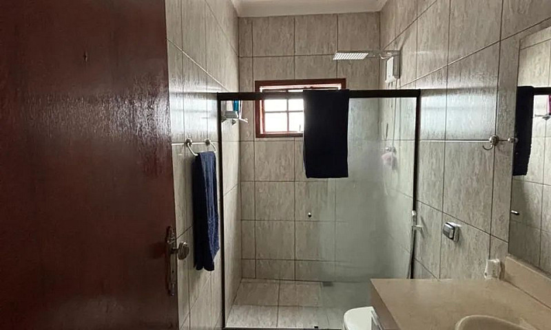 Casa Em Rua Fechada ...