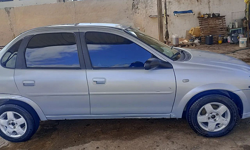 Chevrolet Classic Li...