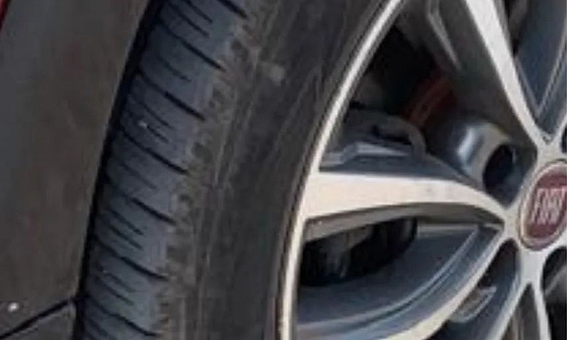 Fiat Toro Volcano 2....