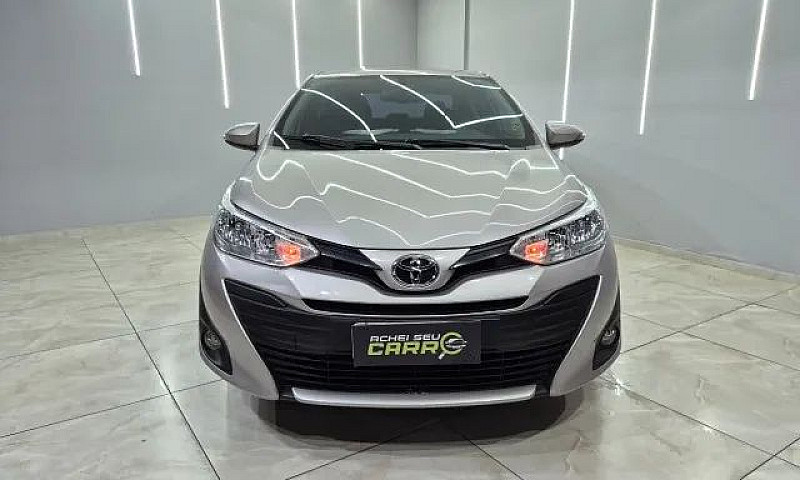 Toyota Yaris Xl Seda...