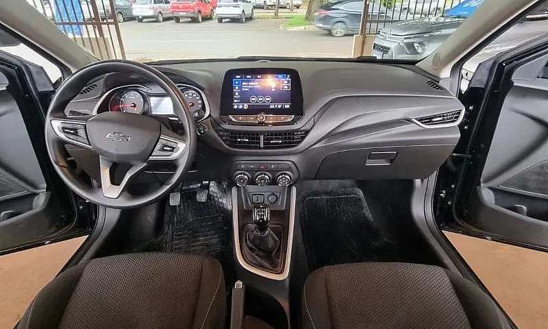 Chevrolet Onix Plus ...