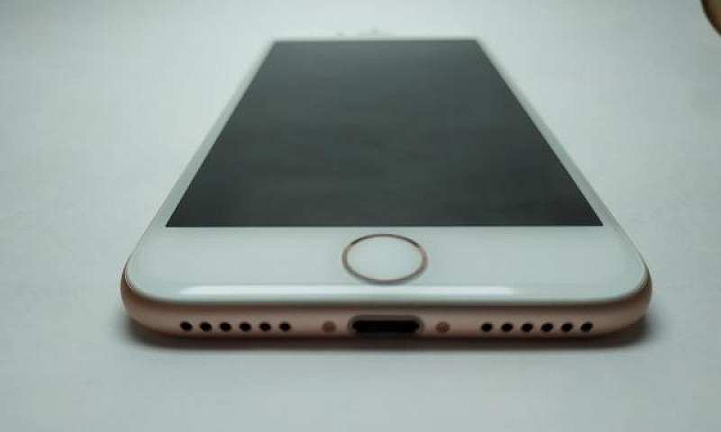 Vende-Se Iphone 7 32...