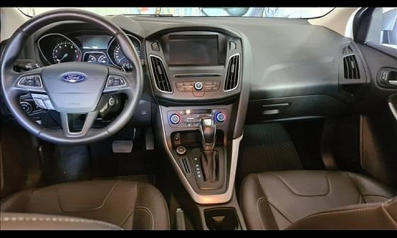 Ford Focus Hatch 2.0...