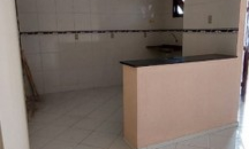 Casa Com 01 Suíte + ...