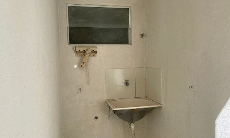 Aluga-Se  Casa Duple...