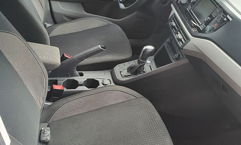 Polo 2019 200 Tsi Au...