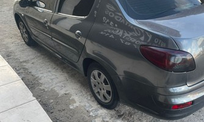 Peugeot 207 1.4 8V 2...