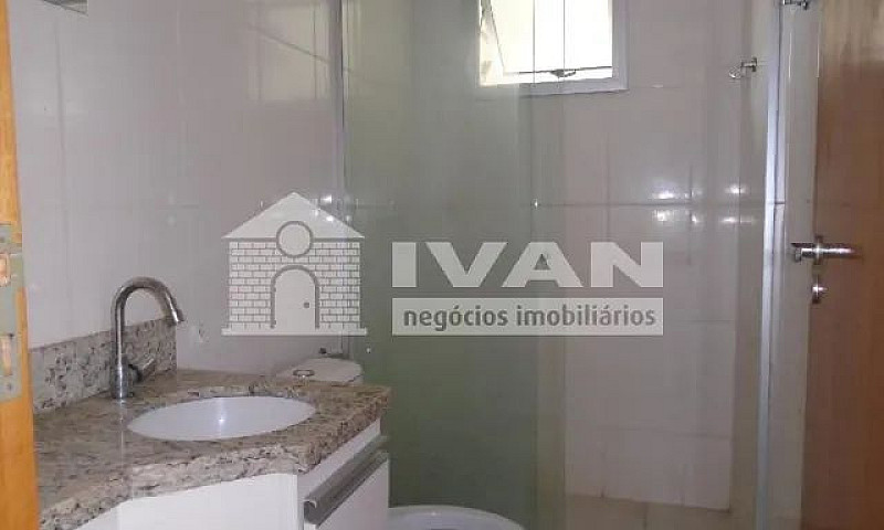 Apartamento Padrão E...