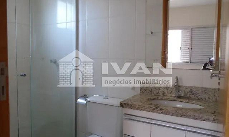 Apartamento Padrão E...