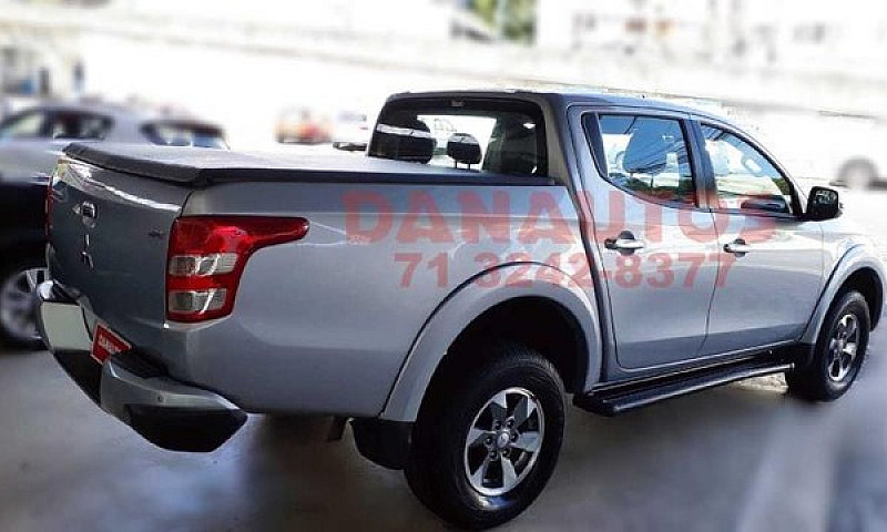 Mitsubishi L200 Trit...