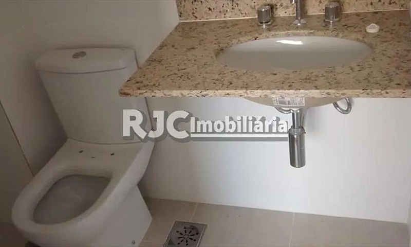 Apartamento De 81 Me...