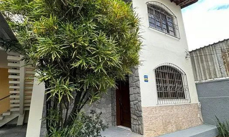 Casa 6 Quartos Em Co...