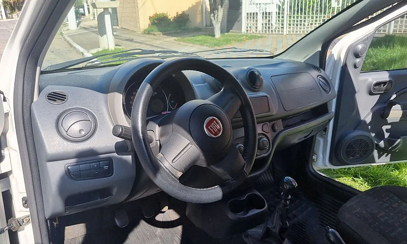 Fiat Uno Vivace 2016...