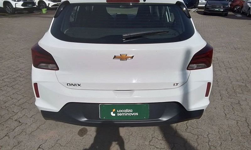 Chevrolet Onix Hatch...