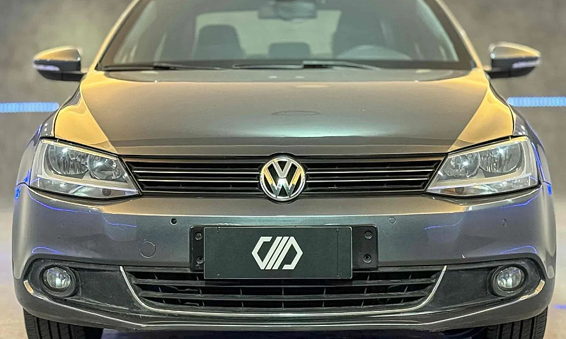 Volkswagen Jetta Com...